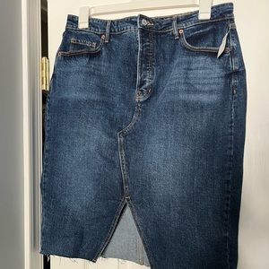 Denim skirt NWT